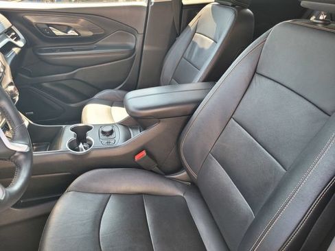 Used 2021 GMC Terrain SLT w/ Infotainment Package II FWD image 11