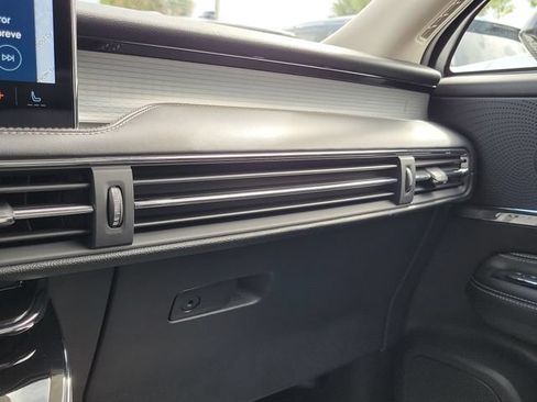 Certified 2024 Lincoln Corsair FWD image 31