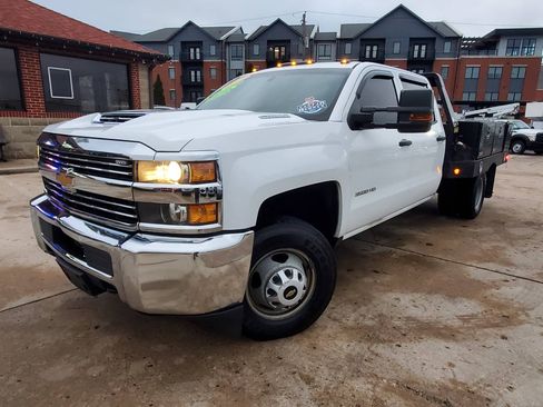Used 2017 Chevrolet Silverado 3500 W/T w/ WT Convenience Package image 3