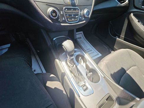 Used 2023 Chevrolet Malibu LT FWD image 20