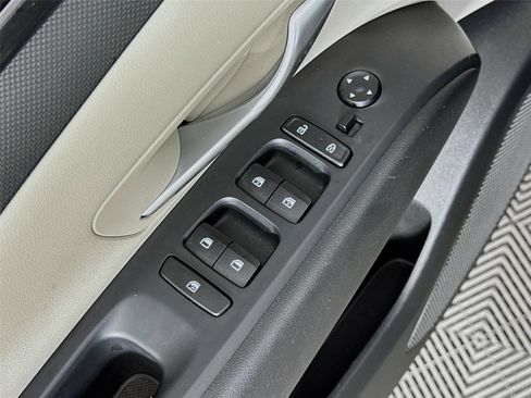 Certified 2024 Hyundai Tucson SEL AWD/4WD image 18