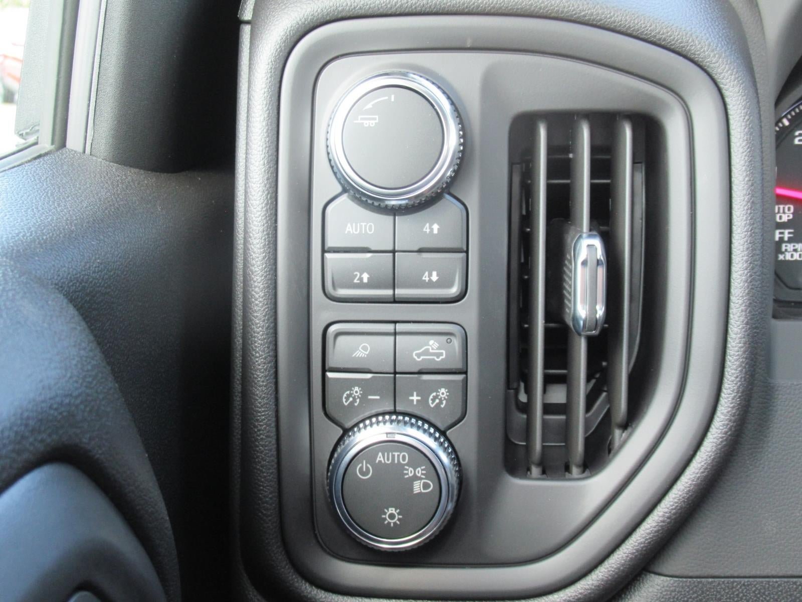 New 2026 GMC Sierra 1500 Pro w/ Pro Value Package AWD/4WD image 22