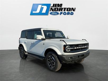 New 2025 Ford Bronco Outer Banks