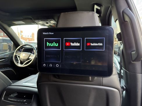 Used 2023 Cadillac Escalade Sport w/ LPO, ONYX Package image 43