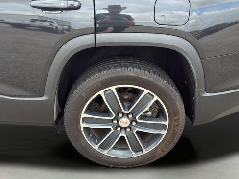 Used 2020 GMC Acadia SLT w/ Premium Package FWD image 40