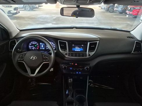 Used 2017 Hyundai Tucson SE w/ SE Popular Package 02 FWD image 16