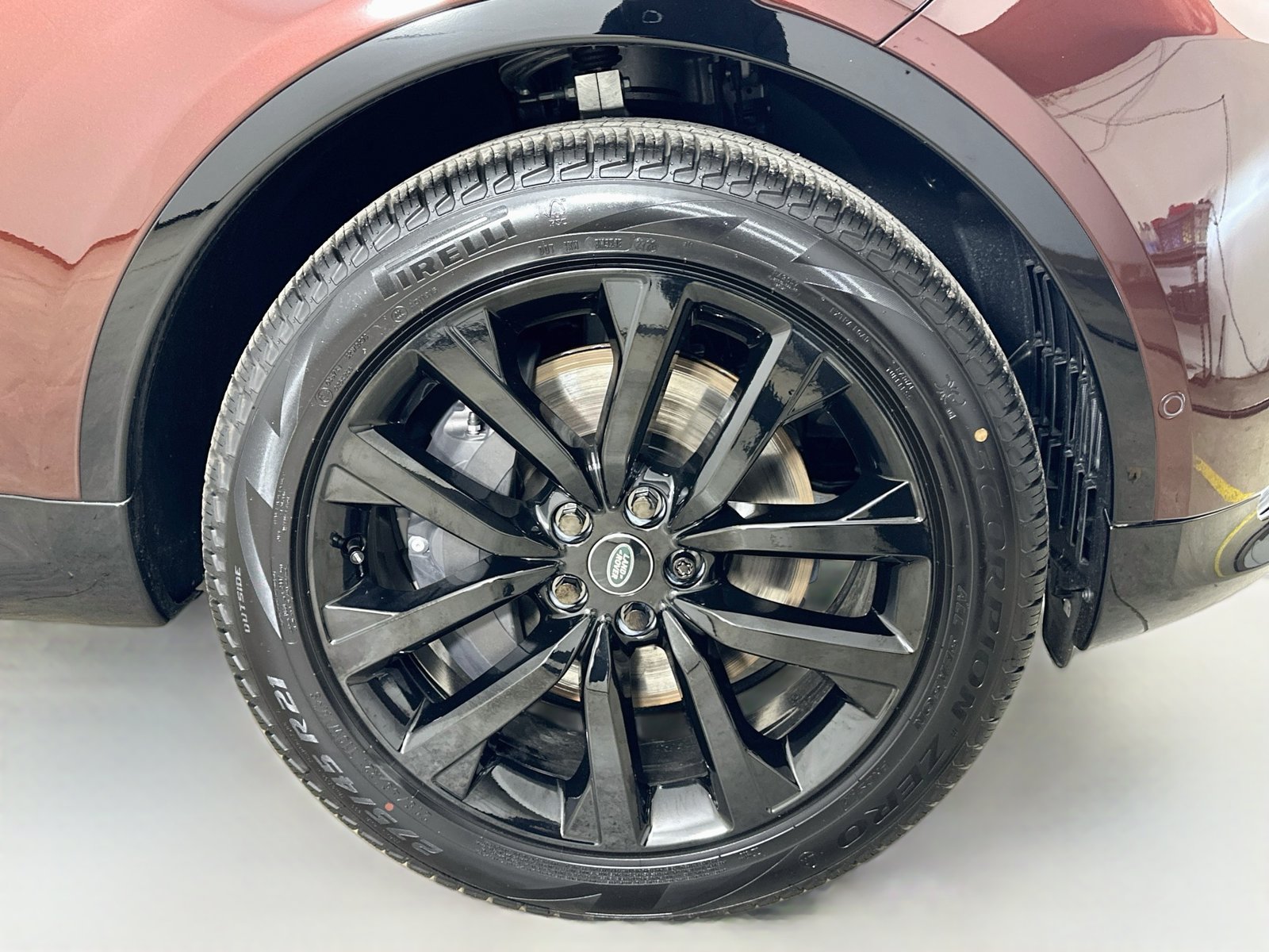 New 2026 Land Rover Discovery Limited Edition AWD/4WD image 10