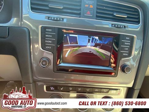 Used 2015 Volkswagen e-Golf SEL Premium image 15