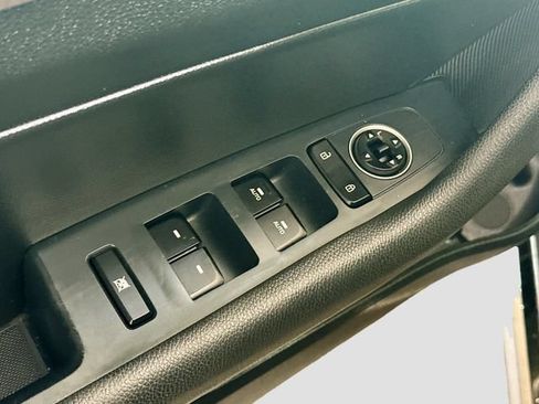 Used 2018 Hyundai Sonata Sport w/ Tech Package 05 FWD image 18