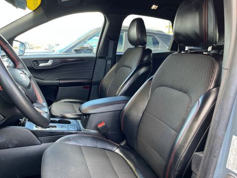 Used 2023 Ford Escape ST-Line image 27