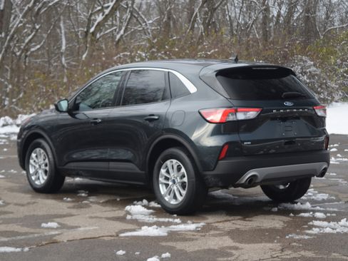 Certified 2022 Ford Escape SE w/ Convenience Package image 23