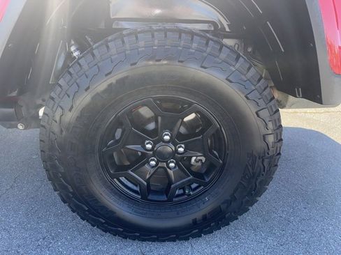 Used 2020 Jeep Gladiator Rubicon image 9