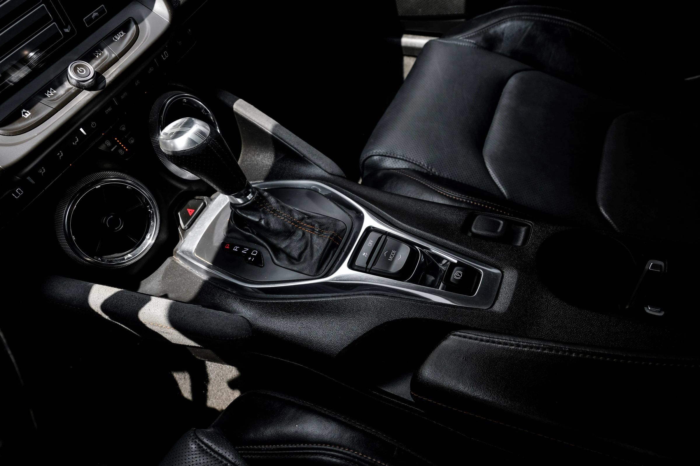 Used 2017 Chevrolet Camaro SS w/ 50th Anniversary Edition RWD image 33