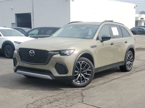 Used 2025 MAZDA CX-70 Plug-In Hybrid w/ Premium Pkg image 36