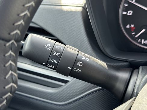 New 2026 Subaru Forester Premium AWD/4WD image 17
