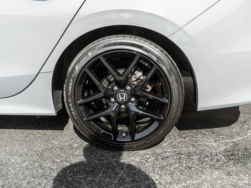 Used 2025 Honda Civic Sport image 26
