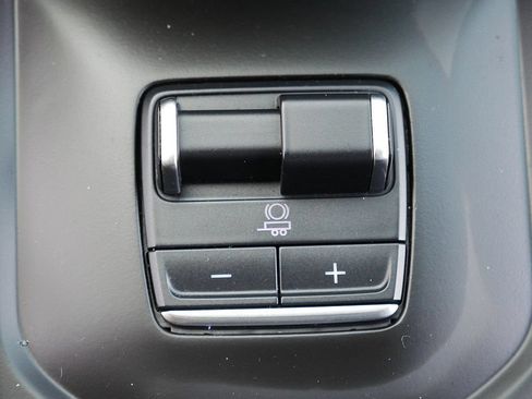 Used 2023 GMC Sierra 1500 AT4X AWD/4WD image 53