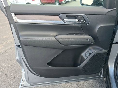 New 2026 GMC Terrain Denali AWD/4WD image 12