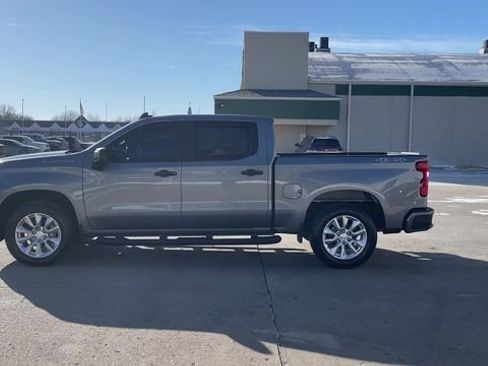 Used 2021 Chevrolet Silverado 1500 Custom image 5