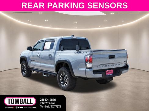 Used 2021 Toyota Tacoma TRD Off-Road w/ Technology Package AWD/4WD image 5