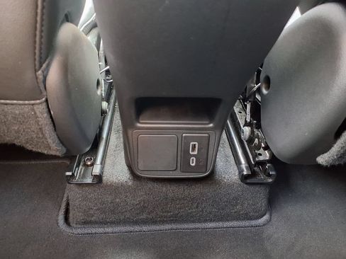 Used 2025 Buick Encore GX Preferred FWD image 25