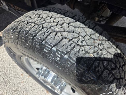 Used 2019 Ford F250 XL w/ Power Equipment Group AWD/4WD image 11