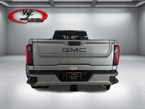 New 2026 GMC Sierra 3500 Denali Ultimate AWD/4WD image 7