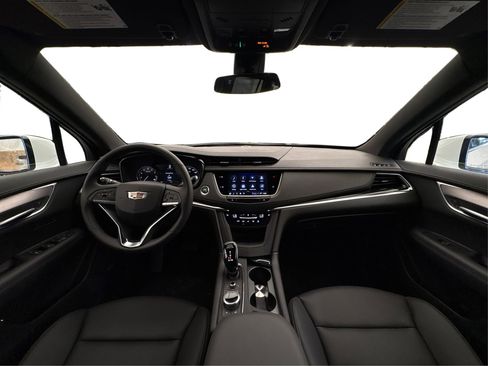New 2025 Cadillac XT6 Luxury image 23