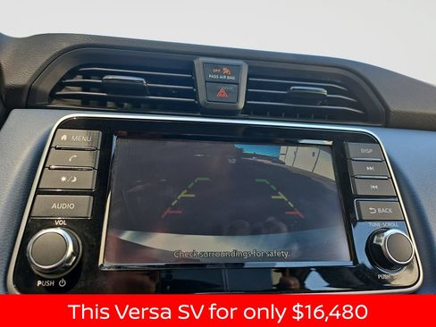 Used 2025 Nissan Versa SV FWD image 28
