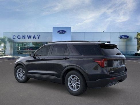 New 2026 Ford Explorer Active w/ Active Comfort Package image 4