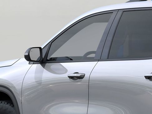 New 2026 Chevrolet Traverse Z71 image 12