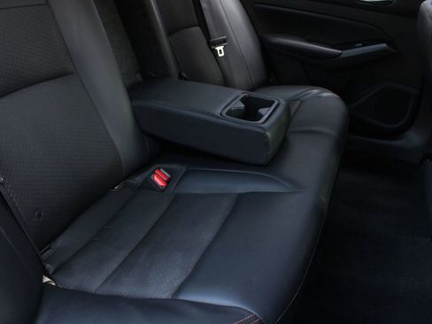 Used 2023 Nissan Altima 2.5 SR FWD image 23