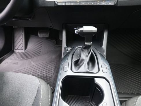 Used 2025 Kia K4 FWD image 13