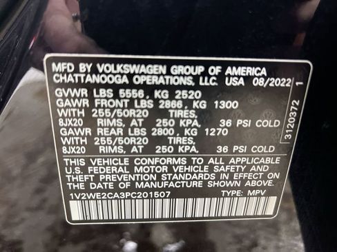 Used 2023 Volkswagen Atlas Cross Sport SE image 27