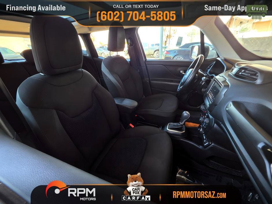 Used 2018 Jeep Renegade Altitude w/ Advanced Technology Group AWD/4WD image 18