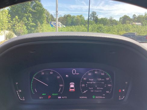 Used 2024 Honda Accord Sport image 9