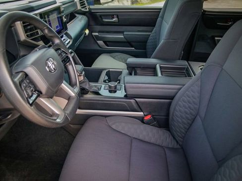 Used 2022 Toyota Tundra SR5 w/ Convenience Package RWD image 9