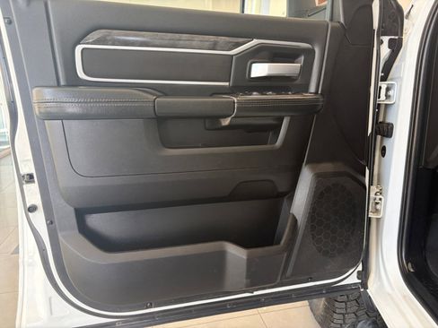 Used 2024 RAM 2500 Big Horn AWD/4WD image 15