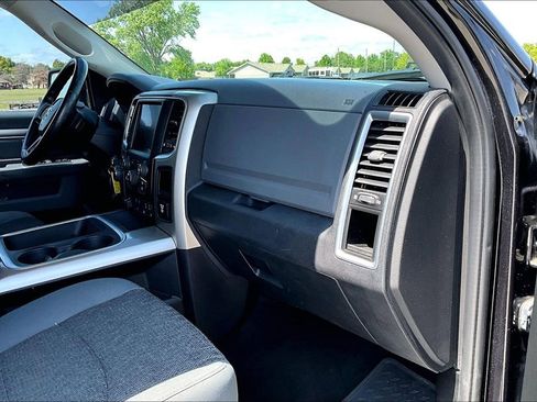 Used 2016 RAM 1500 Big Horn AWD/4WD image 14