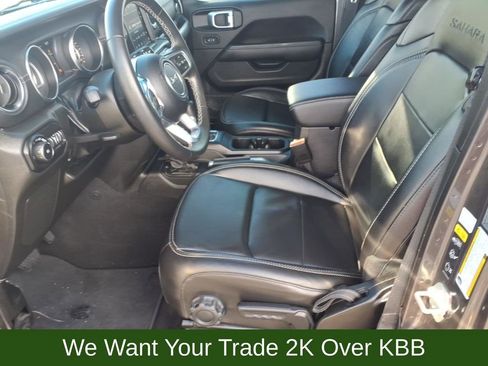 Used 2022 Jeep Wrangler Unlimited Sahara image 10