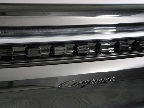 New 2026 Porsche Cayenne E-Hybrid image 22