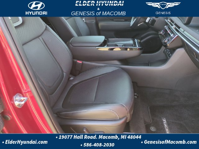 Certified 2025 Hyundai Tucson Limited AWD/4WD image 18