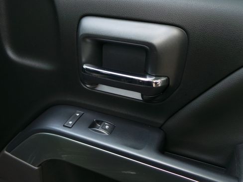 Used 2018 Chevrolet Silverado 1500 LT w/ All Star Edition RWD image 37