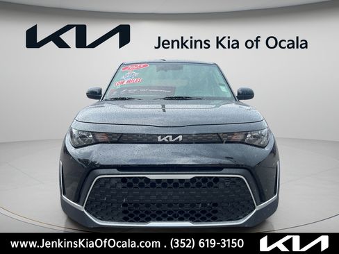 Certified 2025 Kia Soul LX w/ LX Technology Package FWD image 8