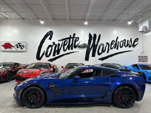 Used 2016 Chevrolet Corvette Z06 RWD image 2