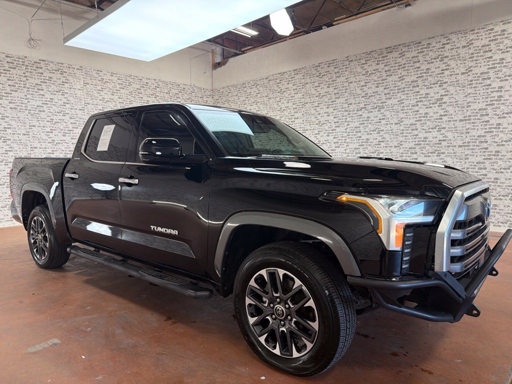 Used 2022 Toyota Tundra Limited AWD/4WD image 1