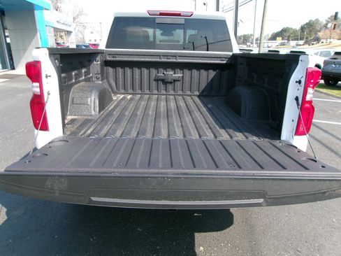 New 2026 Chevrolet Silverado 1500 LTZ w/ LTZ Premium Package AWD/4WD image 5