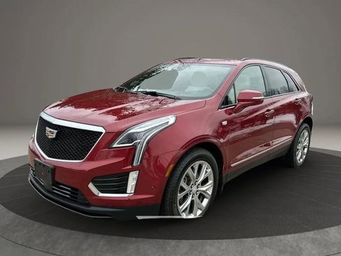 Used 2020 Cadillac XT5 Sportv AWD/4WD image 1