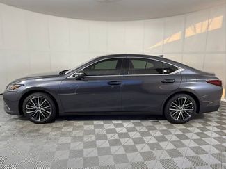 New 2025 Lexus ES 350 w/ Premium Package video 3