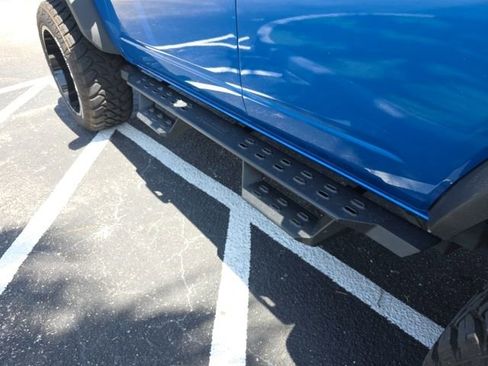 Used 2024 Ford Bronco Outer Banks image 9